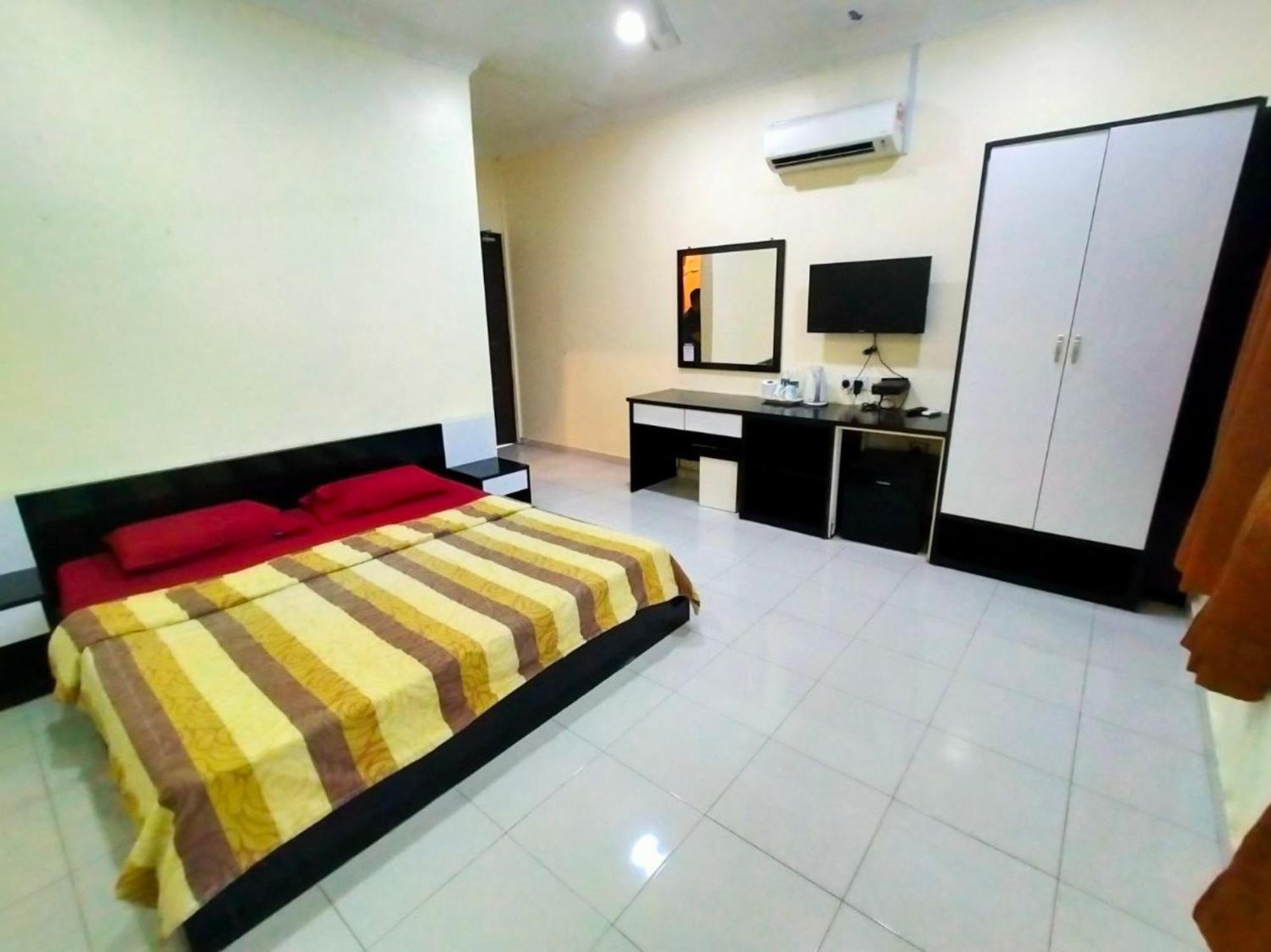 Capital O 91118 Chalet Seri Idaman Bayan Lepas Esterno foto