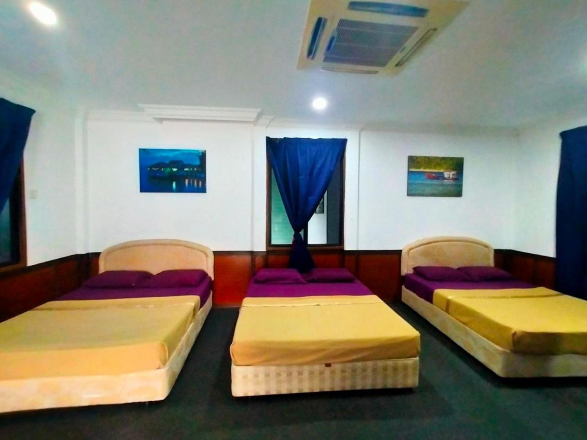 Capital O 91118 Chalet Seri Idaman Bayan Lepas Esterno foto