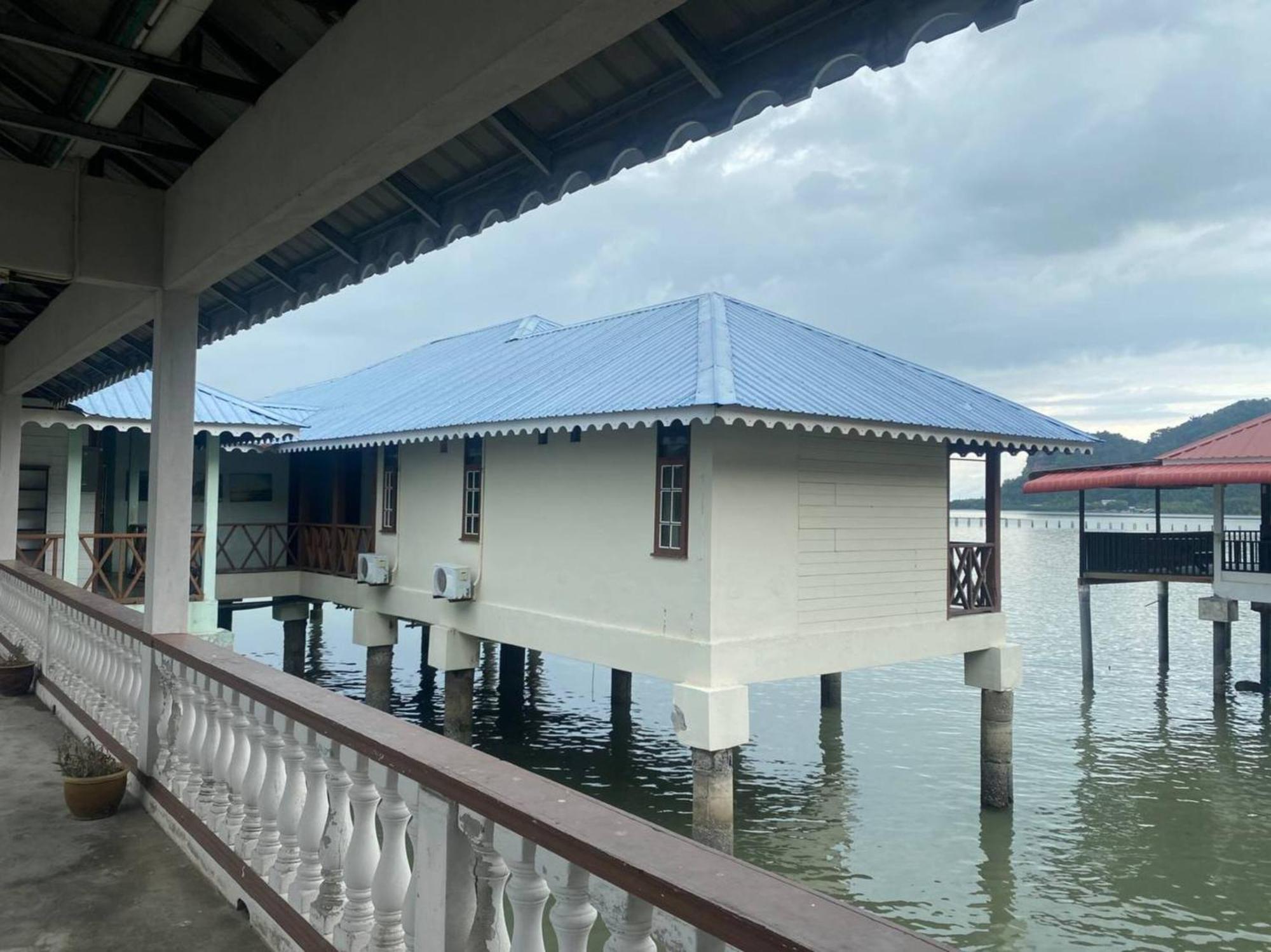 Capital O 91118 Chalet Seri Idaman Bayan Lepas Esterno foto