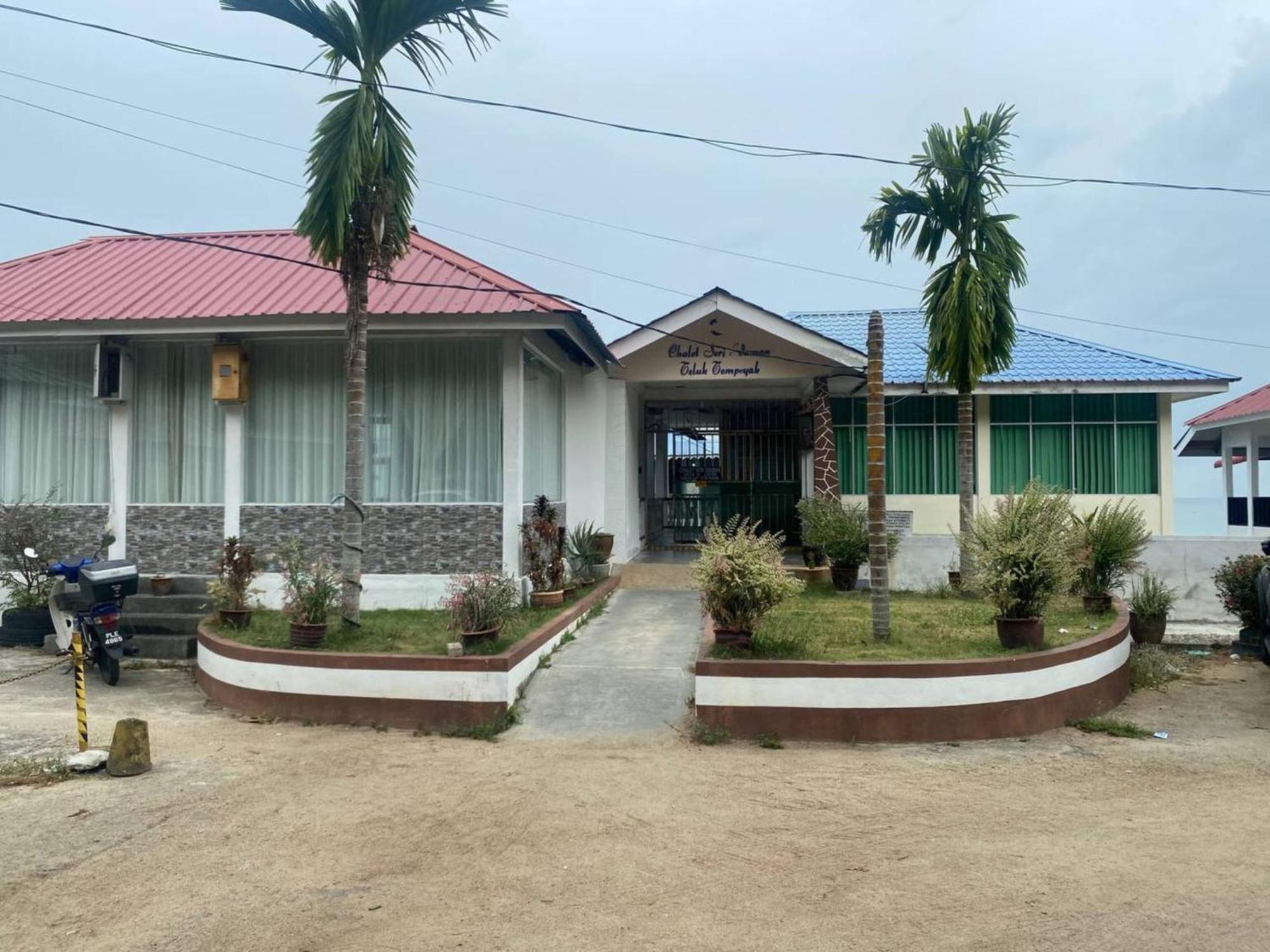 Capital O 91118 Chalet Seri Idaman Bayan Lepas Esterno foto